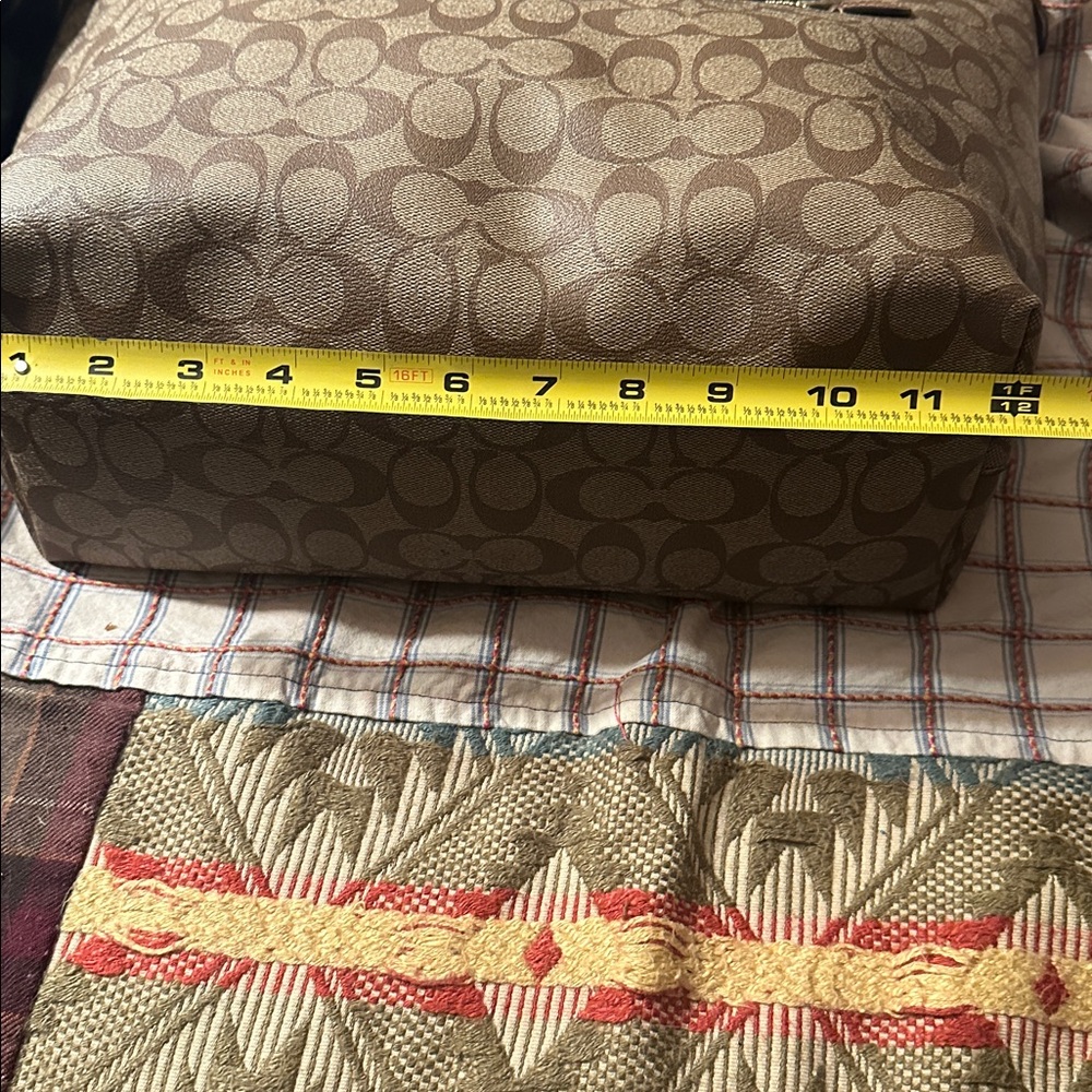 Coach F79609 Signature Tote Bag for Women X& 2 matching wallets - Picture 10 of 16